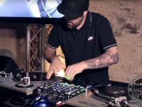 Battle 4: 2014 Wax Wars – DJ Dameza v DJ Nan Tablist